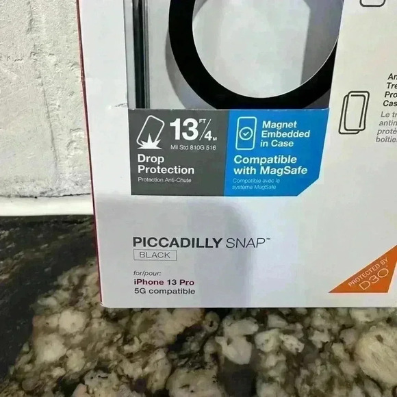 ZAGG GEAR4 PHONE 13 PRO CASE, MagSafe, 6.1 Inch, Black & Clear - Picture 3 of 12